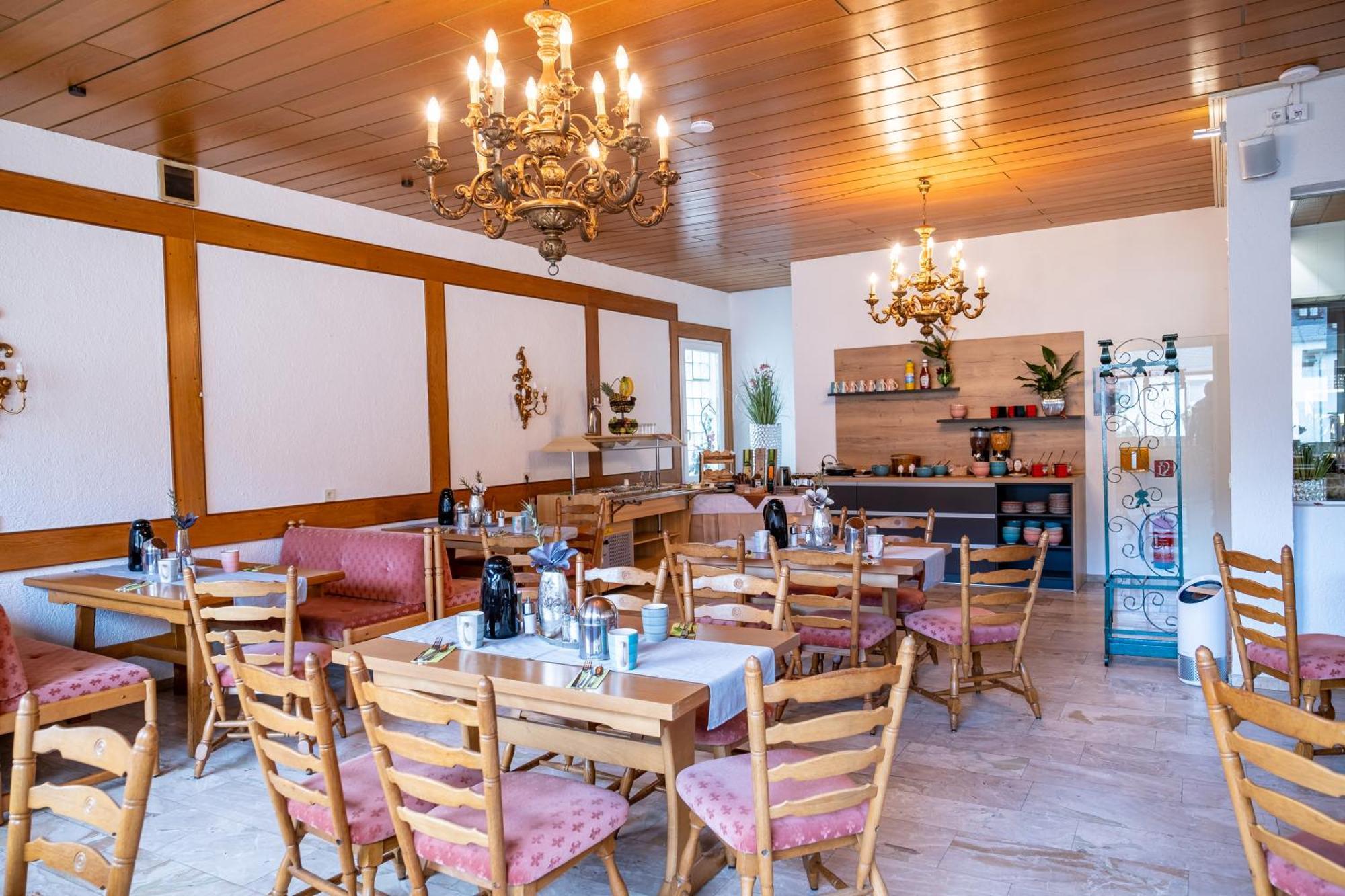 Mike'S Mosel Lodge Трейс-Карден Екстериор снимка
