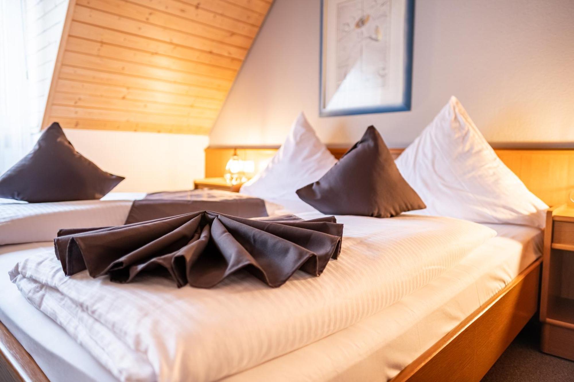 Mike'S Mosel Lodge Трейс-Карден Екстериор снимка