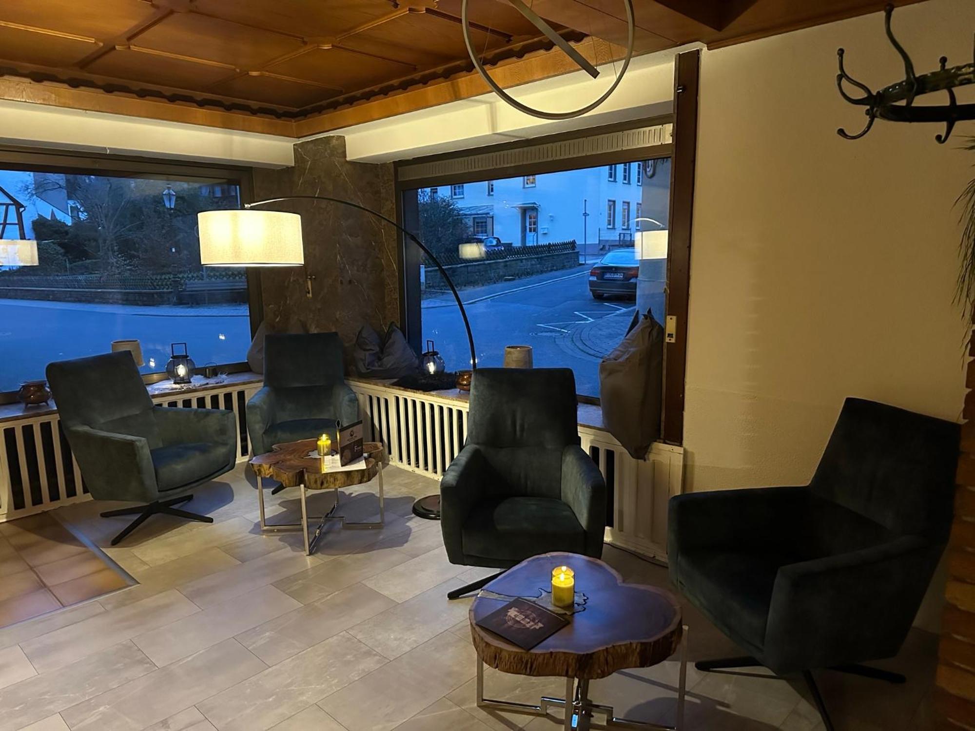 Mike'S Mosel Lodge Трейс-Карден Екстериор снимка