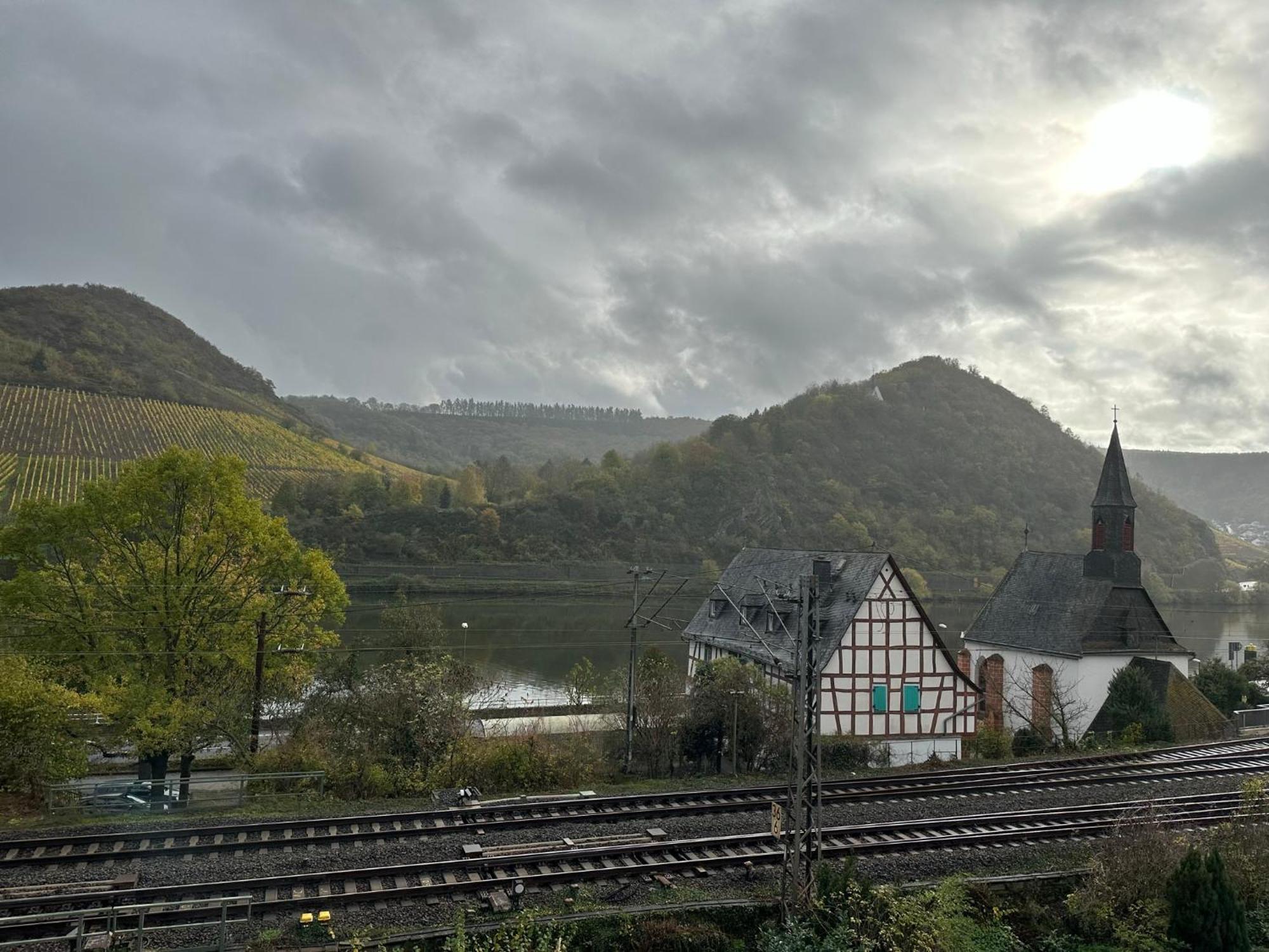 Mike'S Mosel Lodge Трейс-Карден Екстериор снимка