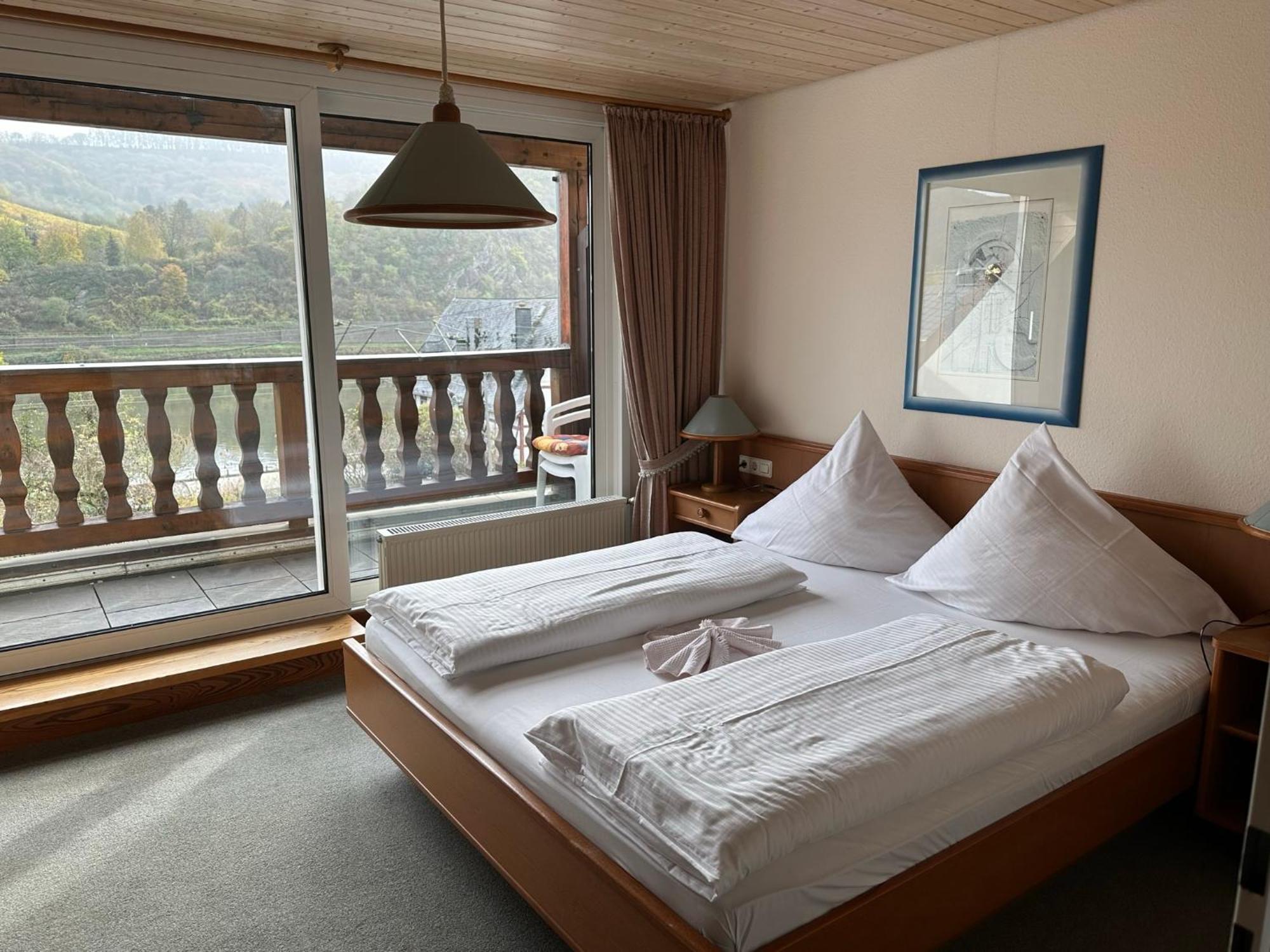 Mike'S Mosel Lodge Трейс-Карден Екстериор снимка
