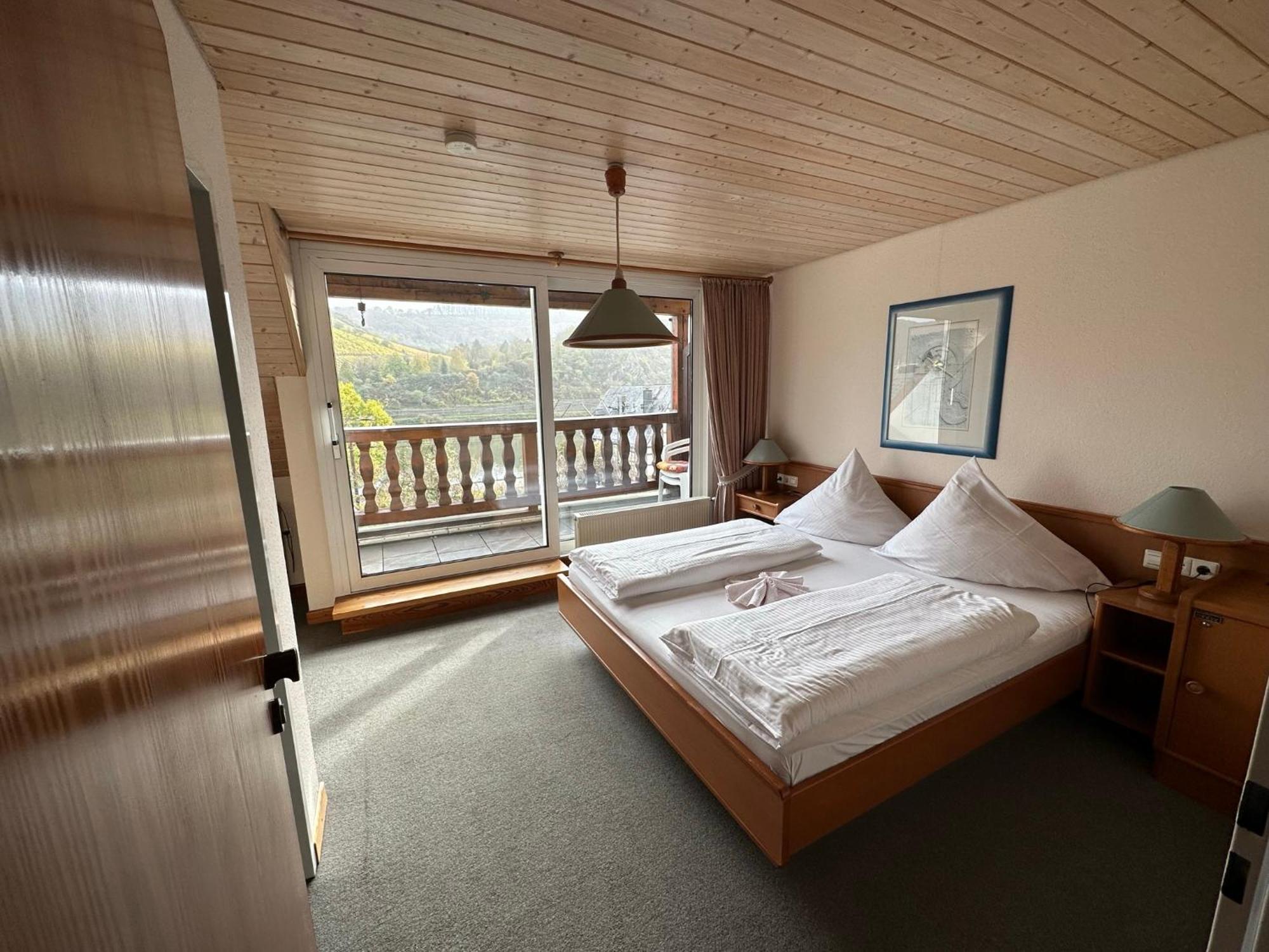 Mike'S Mosel Lodge Трейс-Карден Екстериор снимка